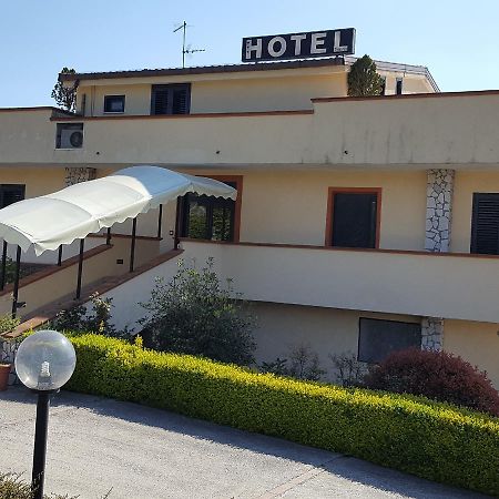 Hotel Vittoria Benevento Exterior foto